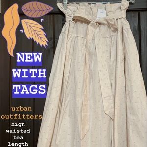 Cream high waisted skirt